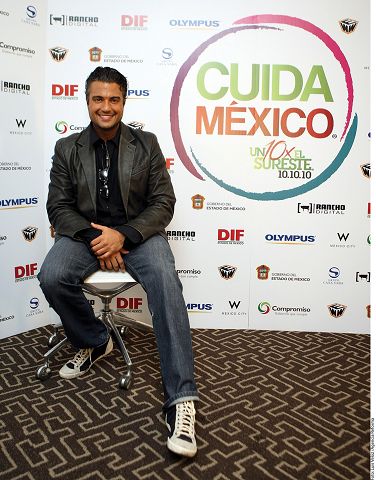 Tendr&aacute; Camil proyecto con Univisi&oacute;n