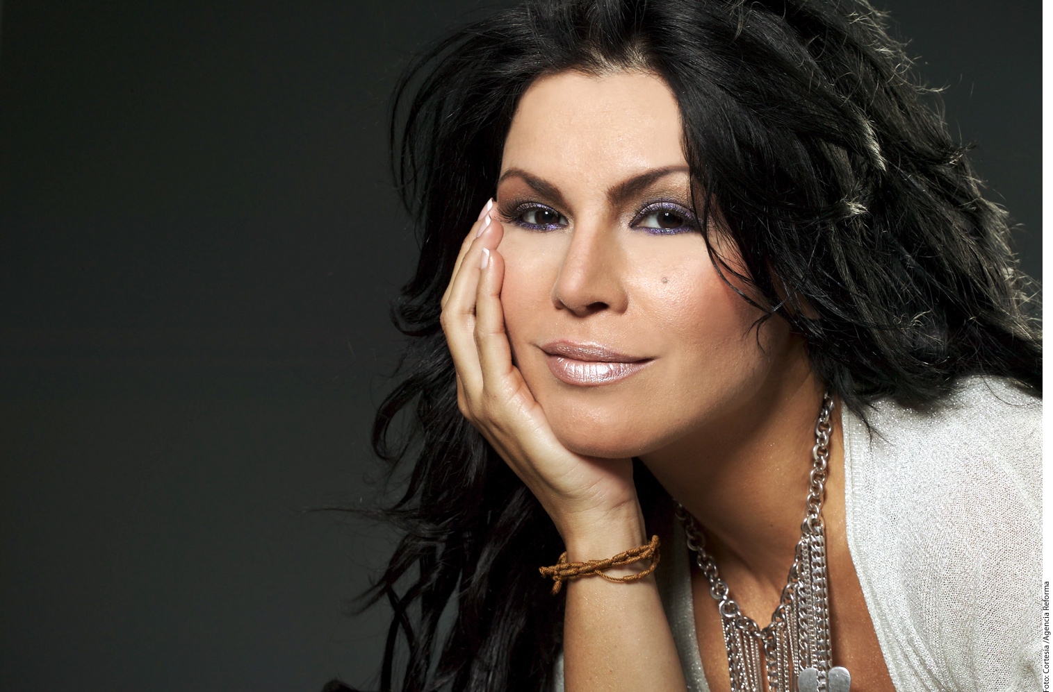 Retrasa Samo a Ta&ntilde;&oacute;n en lanzamiento de CD