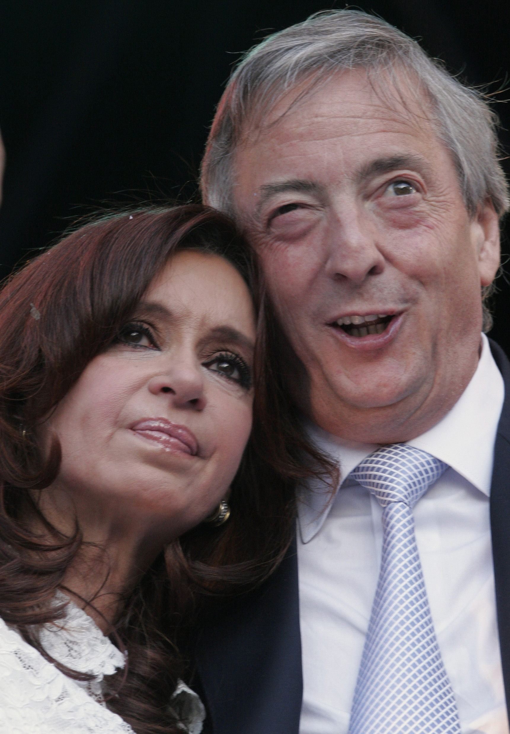 Muere Ex-Presidente de Argentina