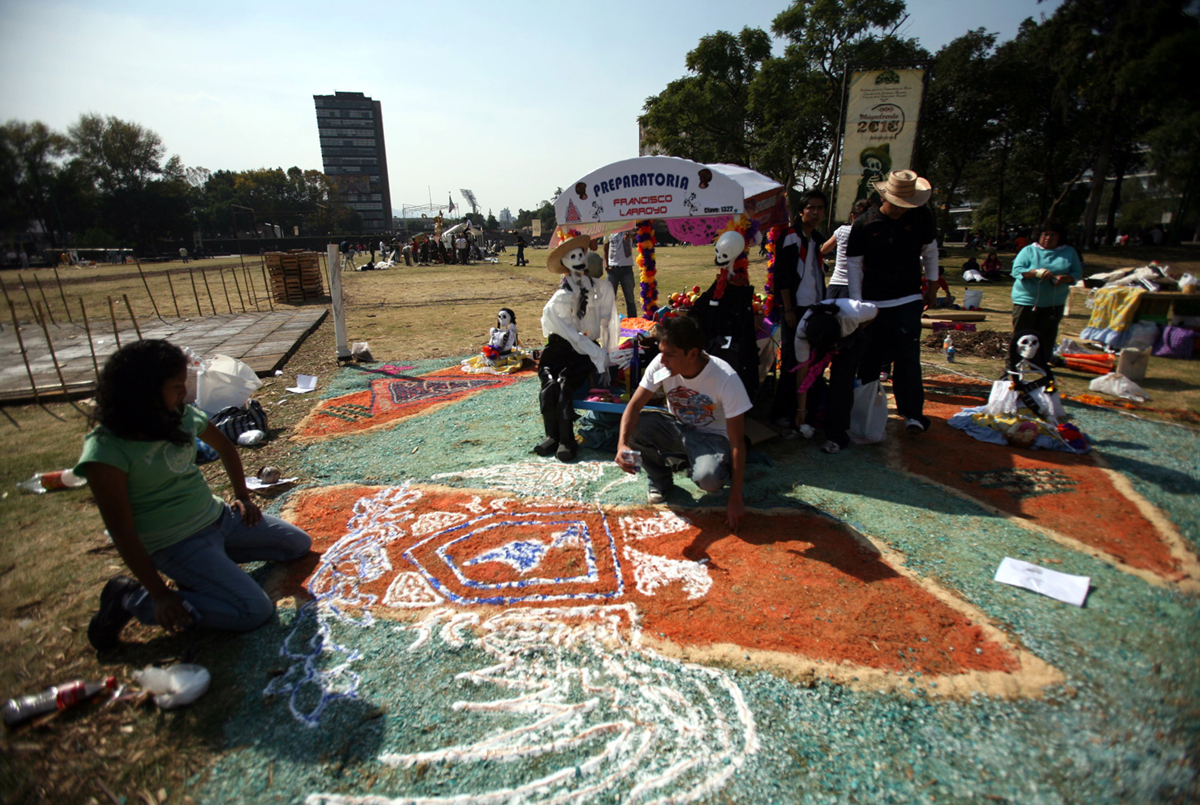Celebran d&iacute;a de los muertos en Seattle