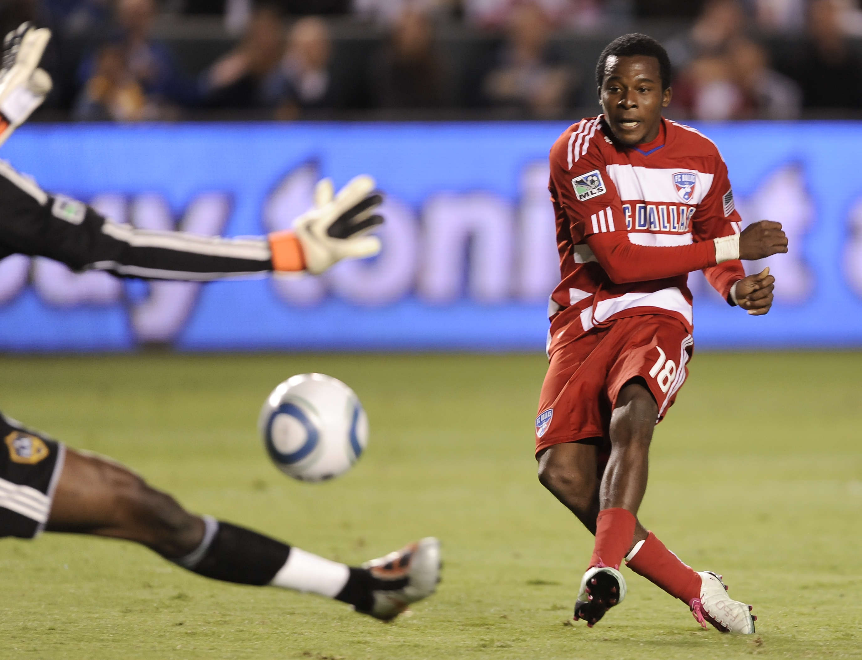Dallas aniquil&oacute; al Galaxy