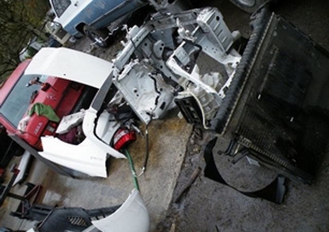 Encuentran carros robados en “jonke”