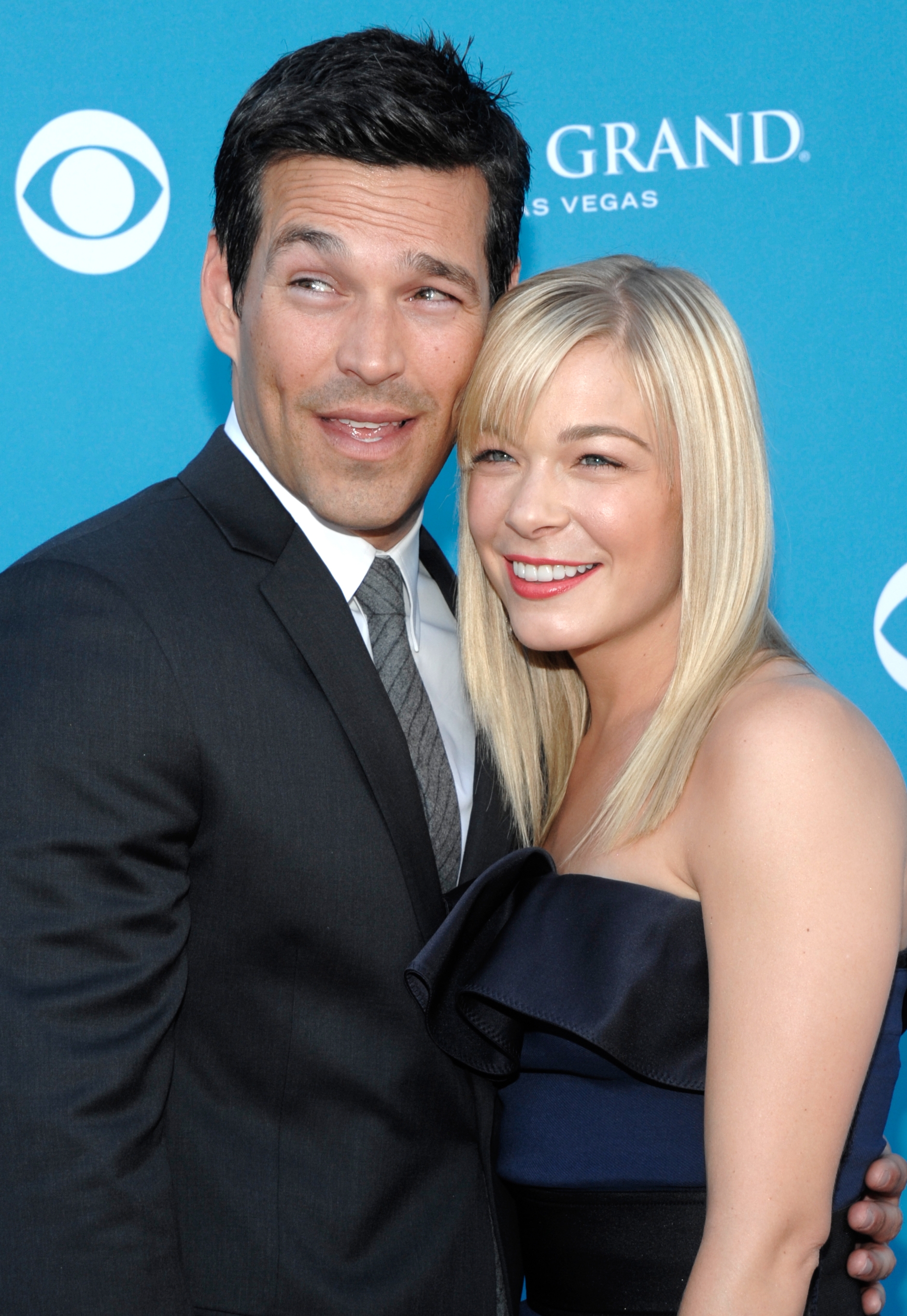 LeAnn Rimes se casa con Eddie Cibrian