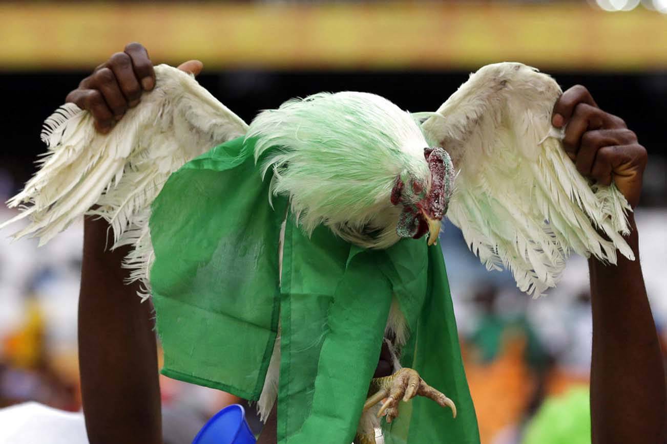 FUERA DE LA CANCHA…..