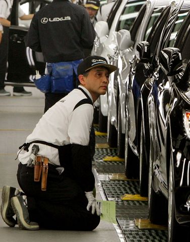 Toyota suspende producción en Japón durante 11 días