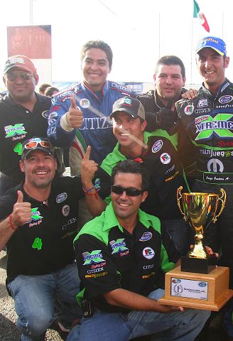 CARLOS CONTRERAS REGRESA A CORRER CON SU EQUIPO FCV RACING EN 2009