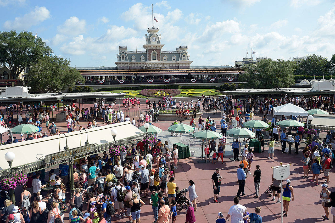 Disney ofrece pagarle los estudios a sus empleados