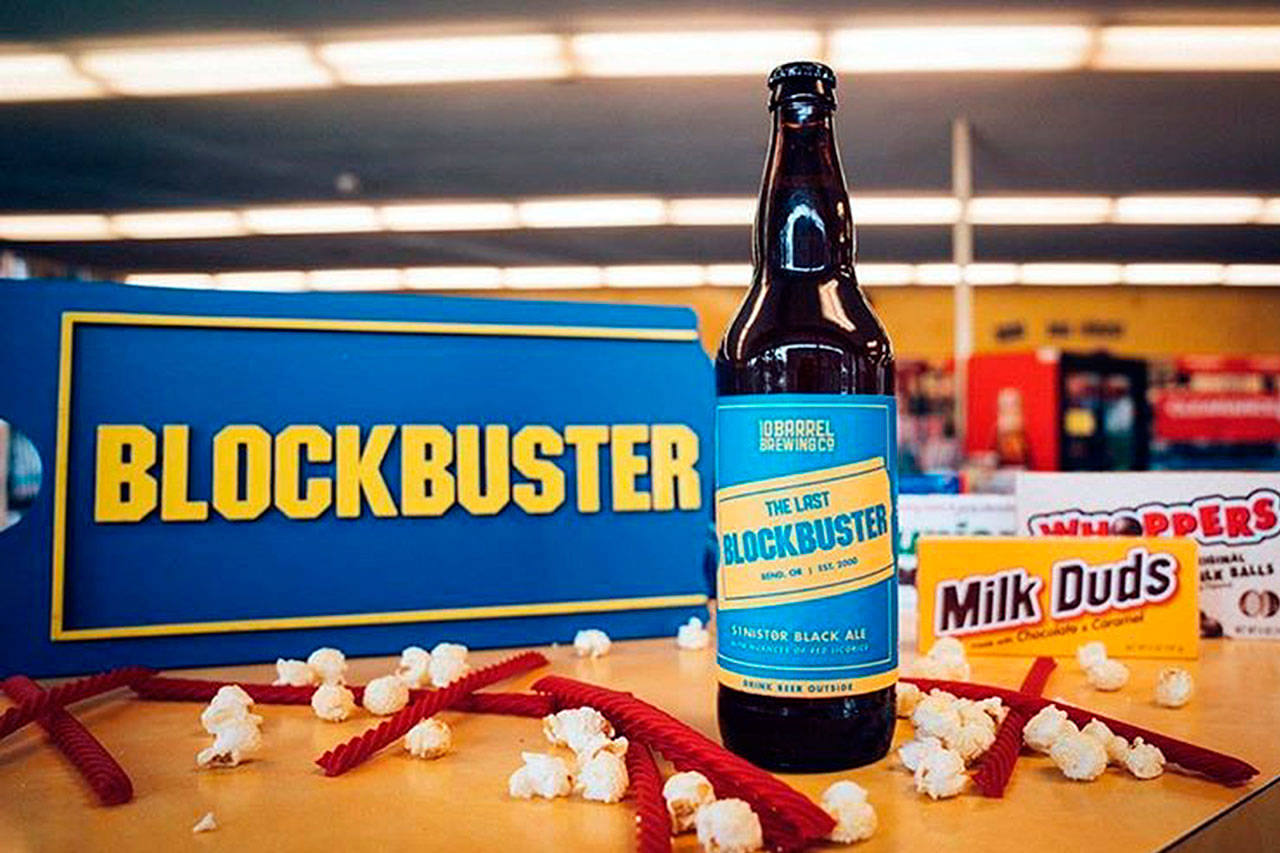 Dedican cerveza a último Blockbuster