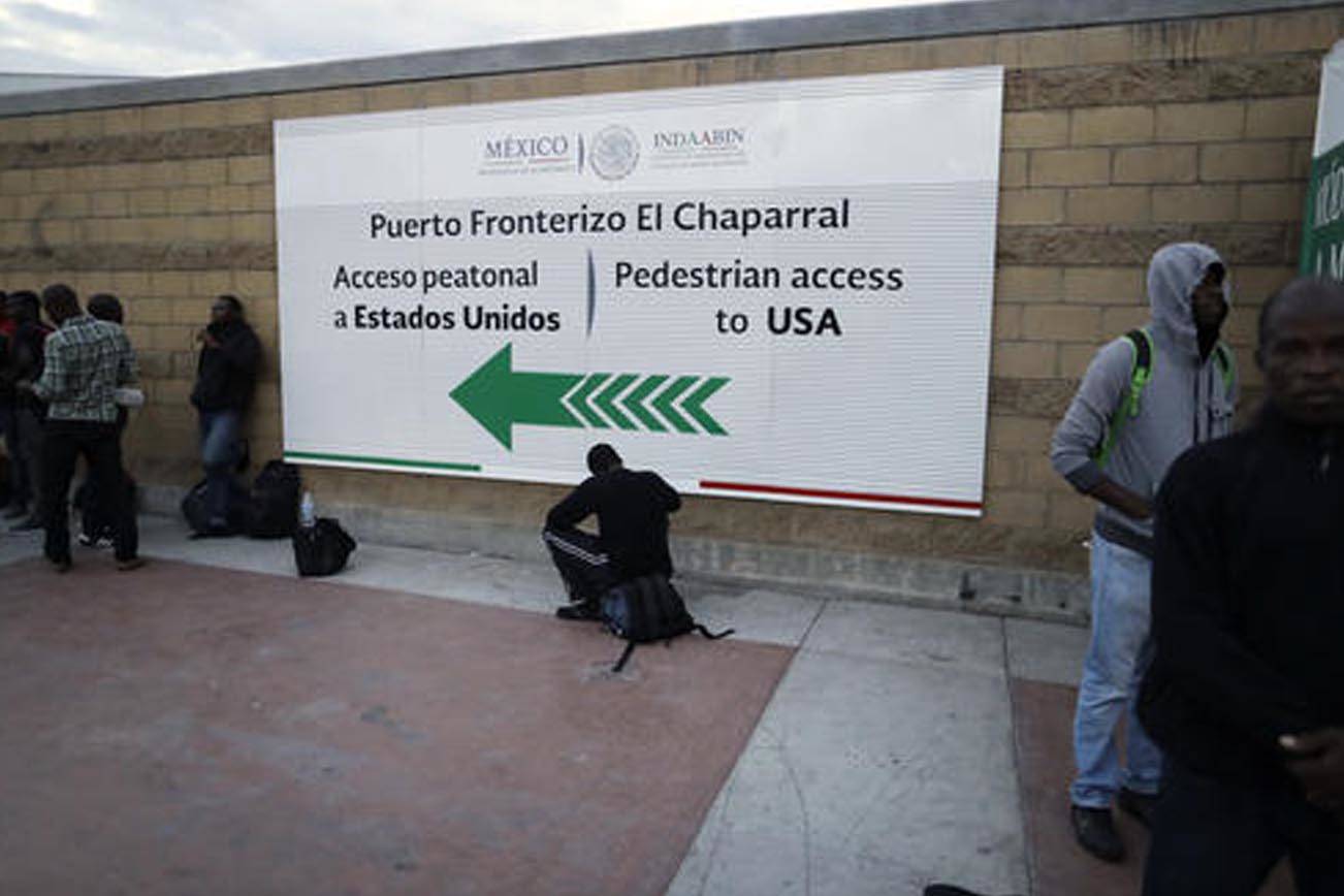 Demandan audiencias de fianza y protecciones legales para los solicitantes de asilo