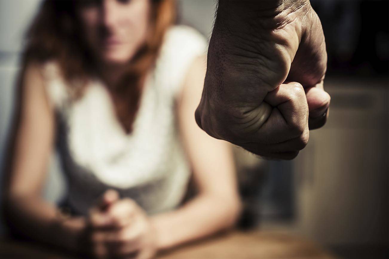 ¿Puedo obtener un estatus legal si soy víctima de un crimen?