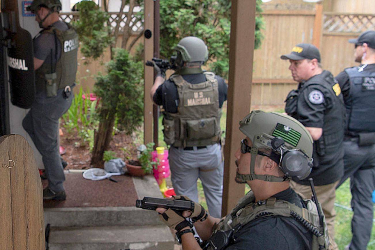 Arrestan a 149 miembros de pandillas