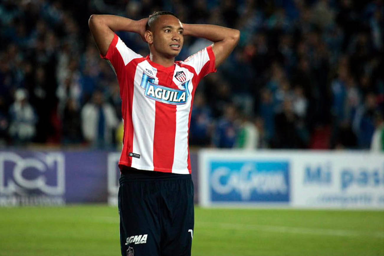 Tiene Tigres contrato firmado por Jarlan