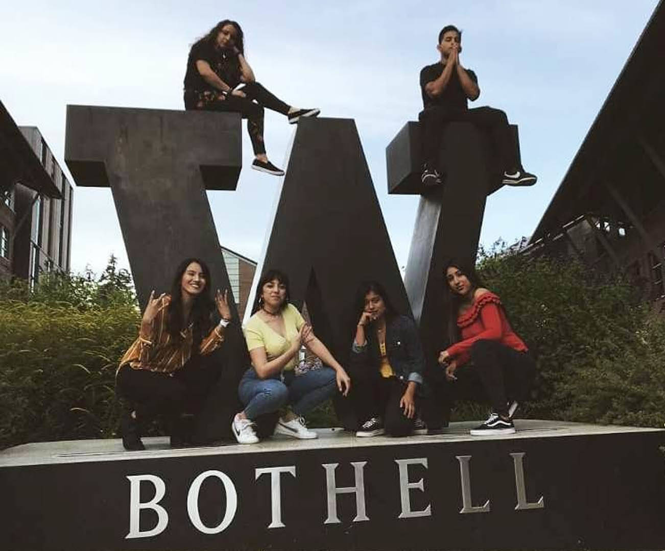 Latinx Students Build a Community Within UW Bothell