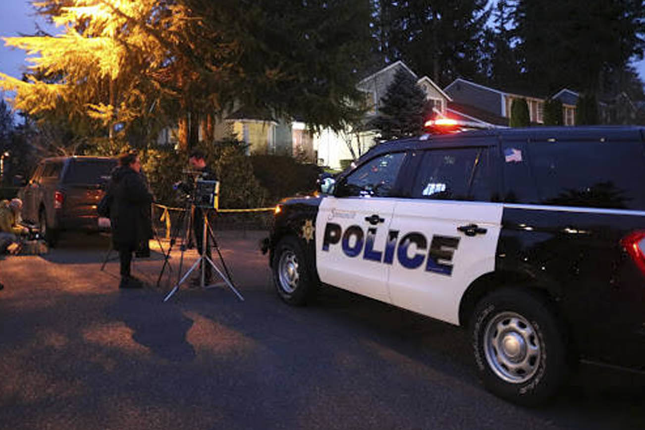 Hijo asesina a padres por querer vender la casa familiar