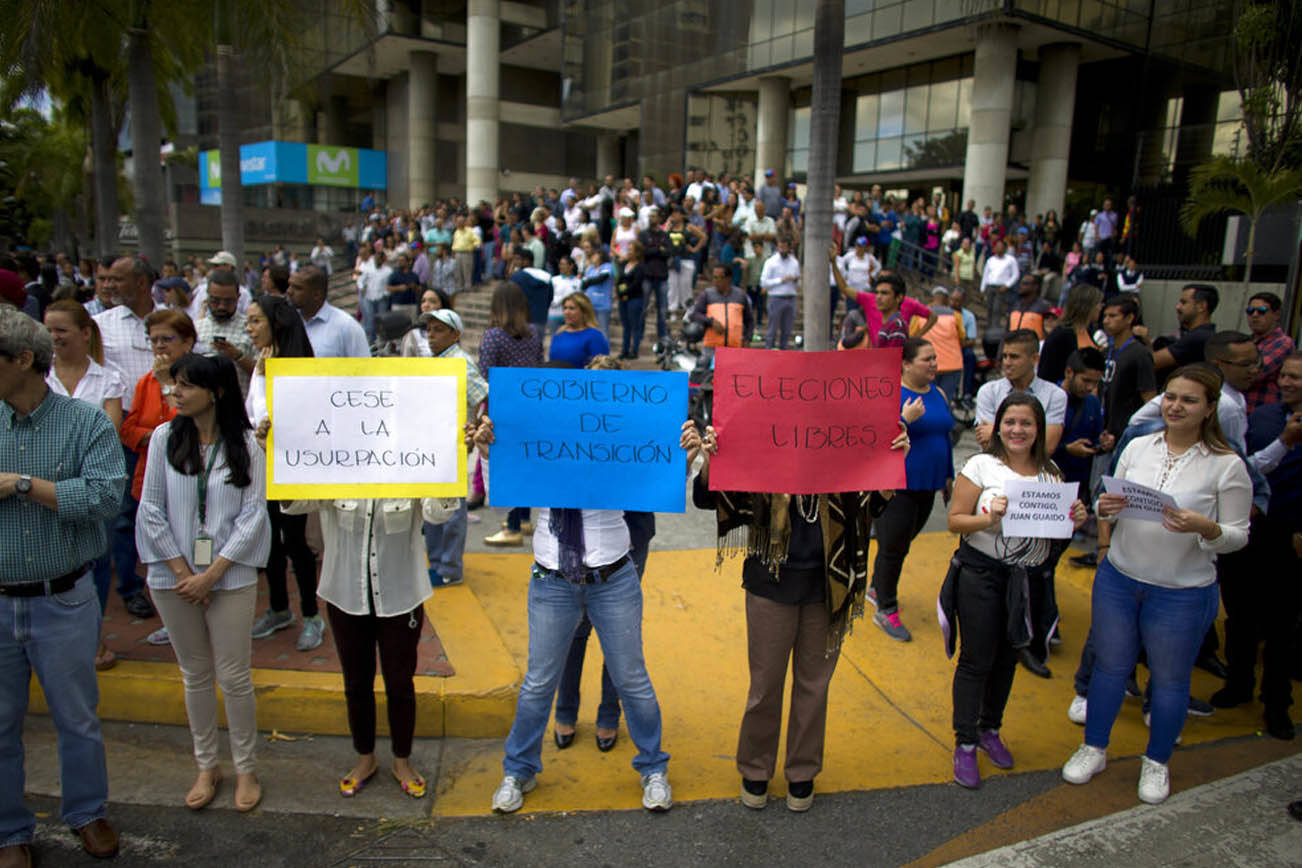 Oposición realiza nuevas protestas contra Maduro