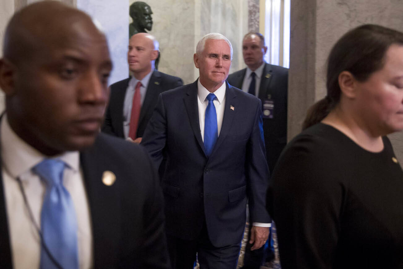 Pelosi: Republicanos intentan eludir voto sobre emergencia