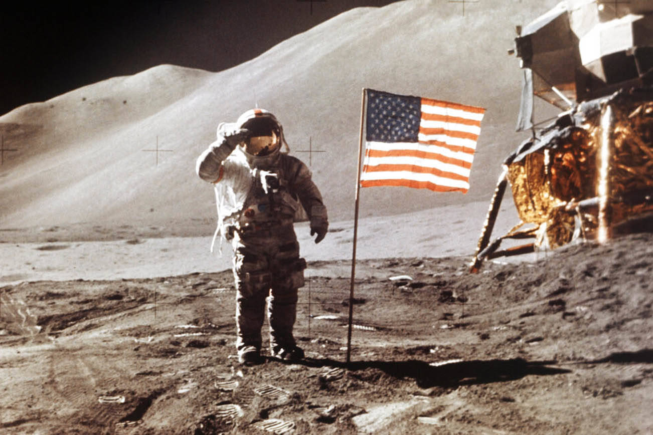 Pence quiere enviar astronautas de EEUU a la Luna en 5 años