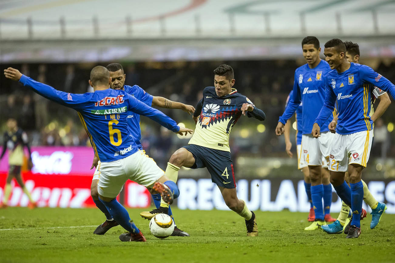 Manda Tigres en el Azteca