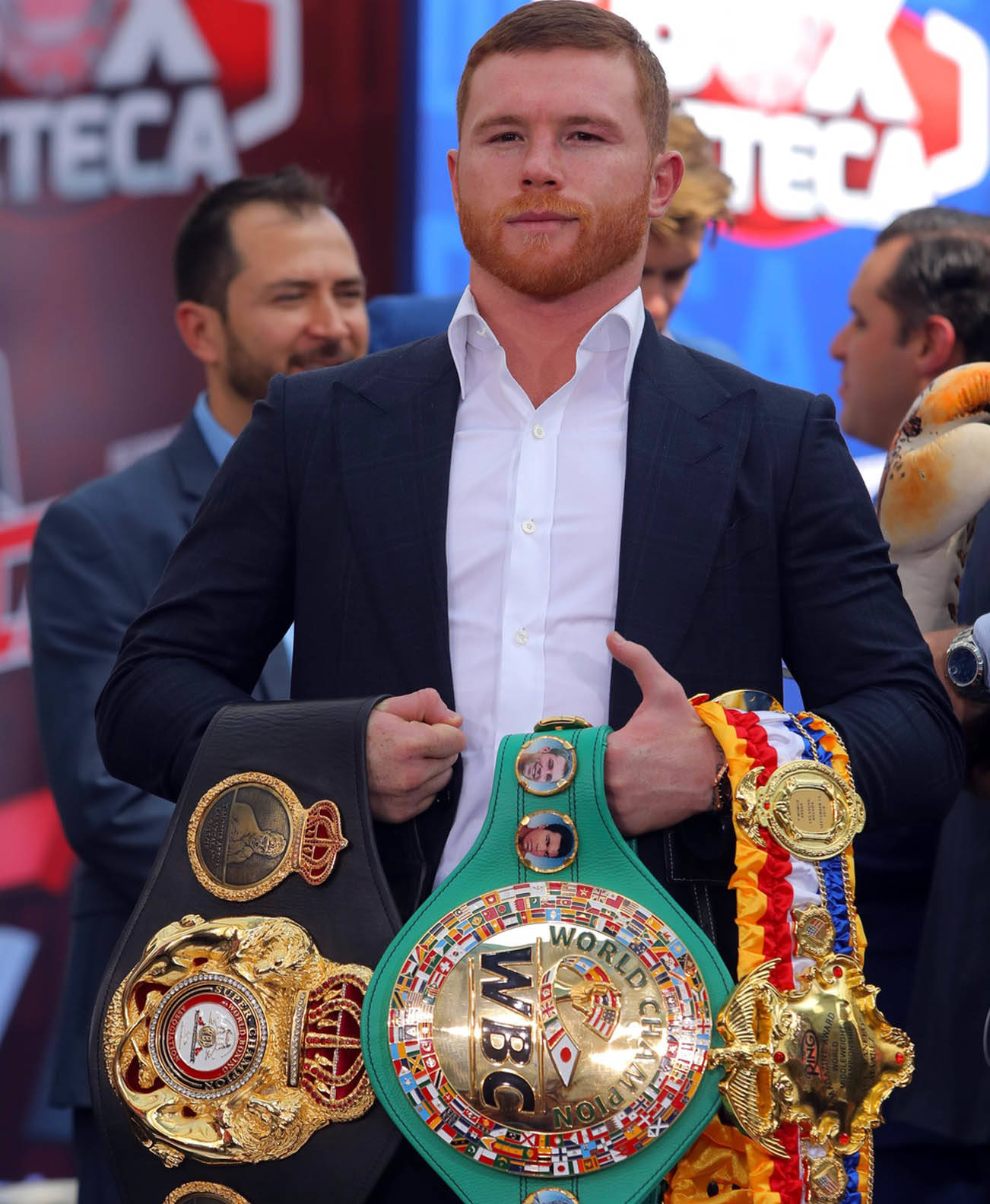 Quiere Canelo estar feliz con los 4