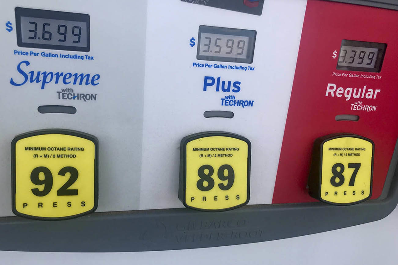 Después de años de manejo tranquilo, los precios de la gasolina suben
