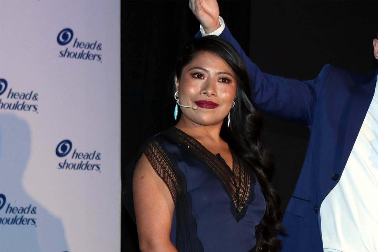 Pelean por Ariel para Yalitza