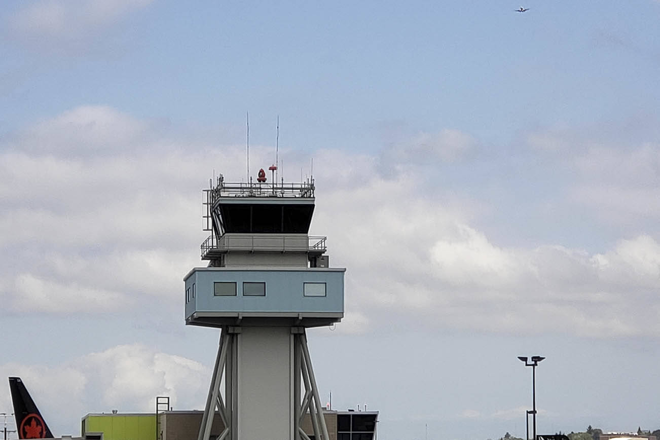 Operadores de aeropuertos del condado de King dejarán de servir los vuelos de ICE