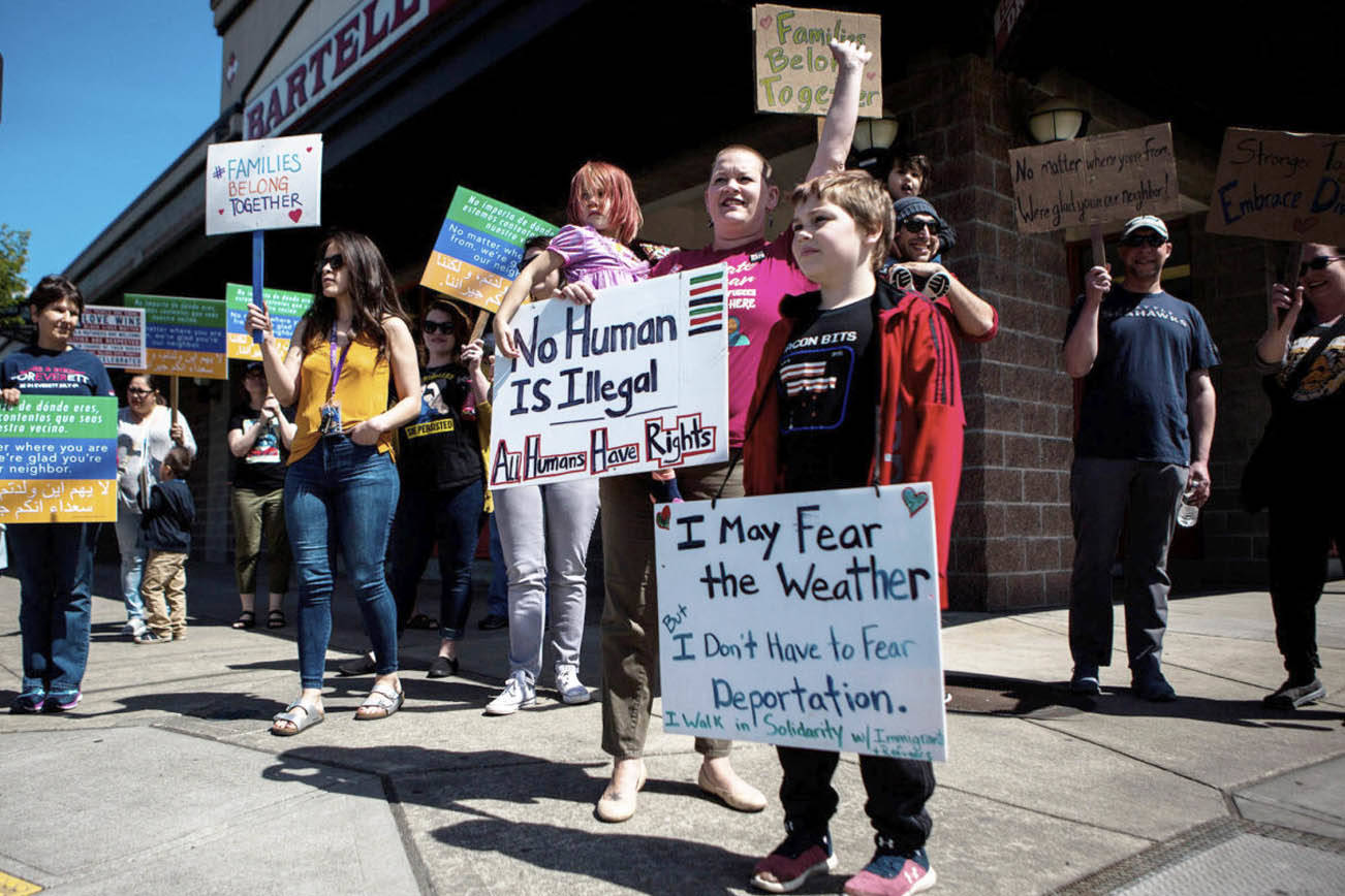Invocan a la Virgen de Guadalupe durante manifestación por los derechos de los inmigrantes
