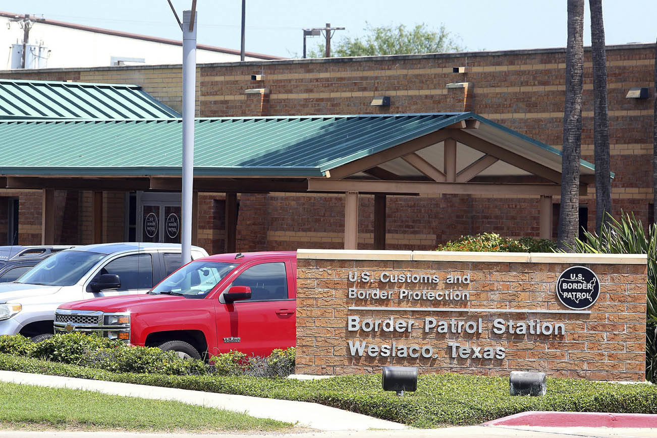 Muere el quinto niño migrante después de ser detenido por agentes de la frontera