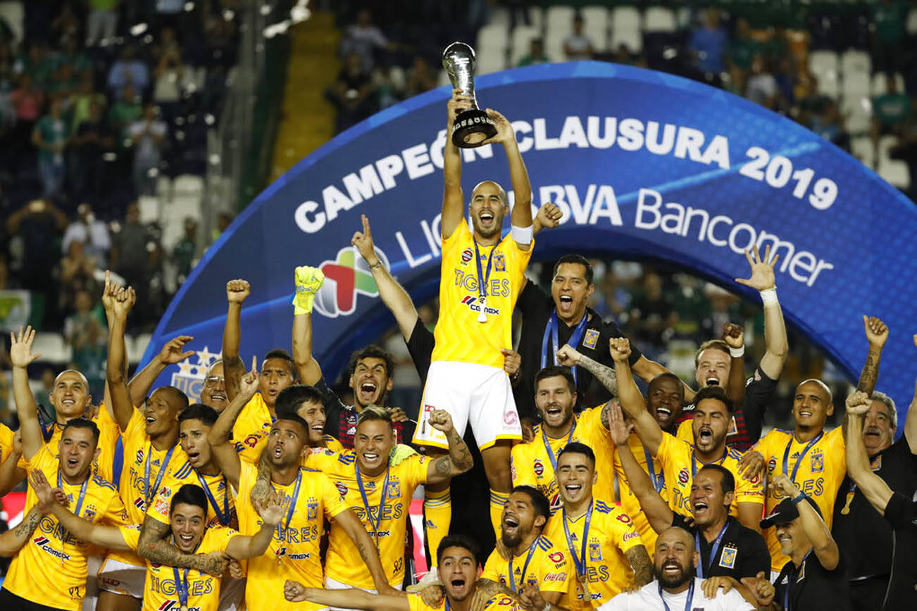Tigres anula a León y alza un título más en México