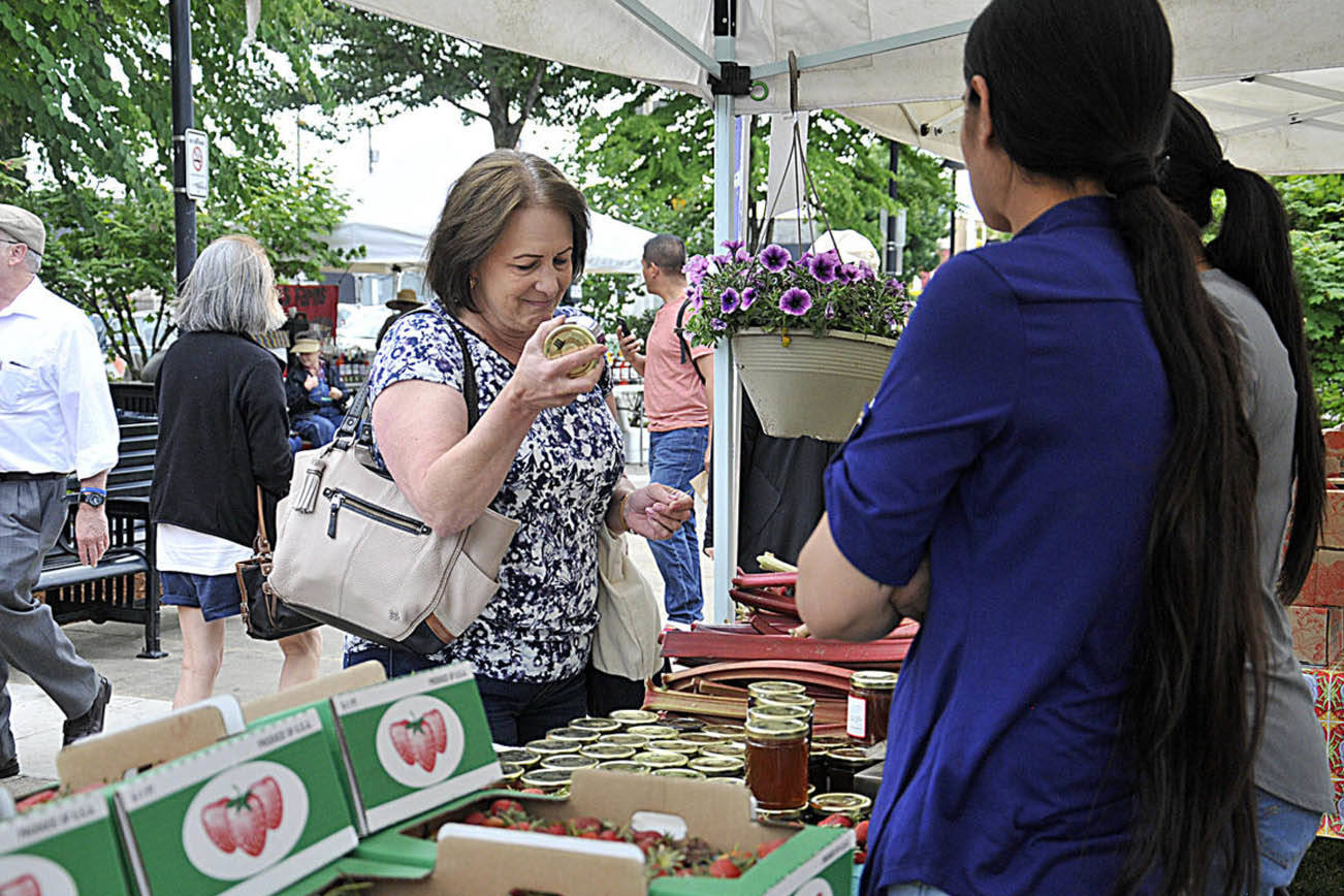 Renton Farmers Market está abierto aceptando tarjetas EBT y programa SNAP
