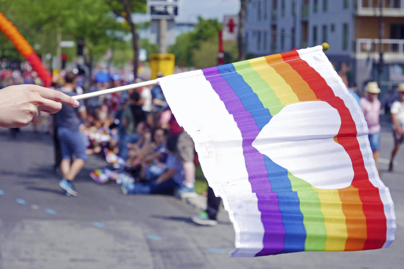 Campamento cristiano despide a consejero adolescente porque es gay