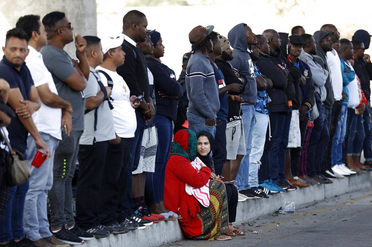 Entra en vigor nueva política de asilo del gobierno de Trump