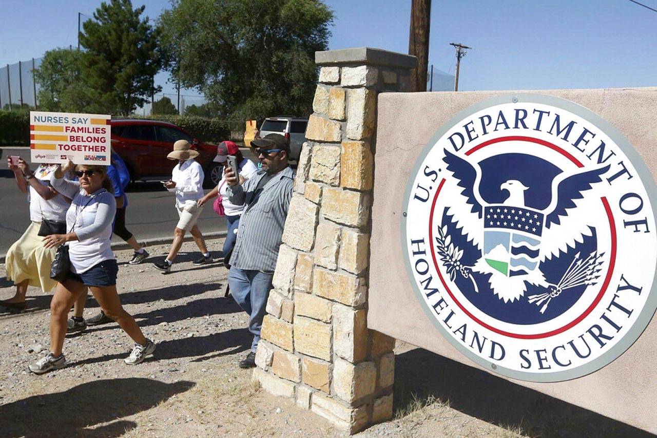 Mentí a los oficiales de inmigración