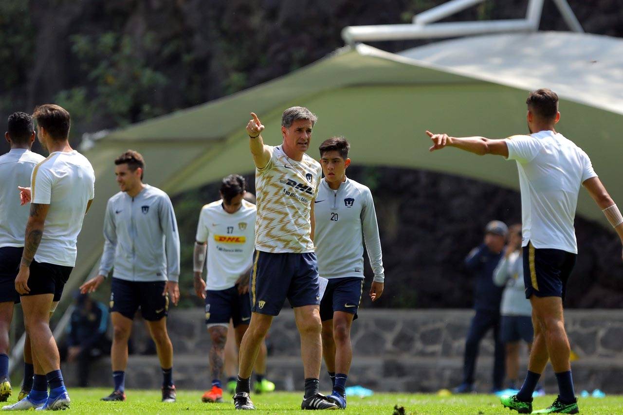 Le da Míchel confianza a Pumas rebeldes