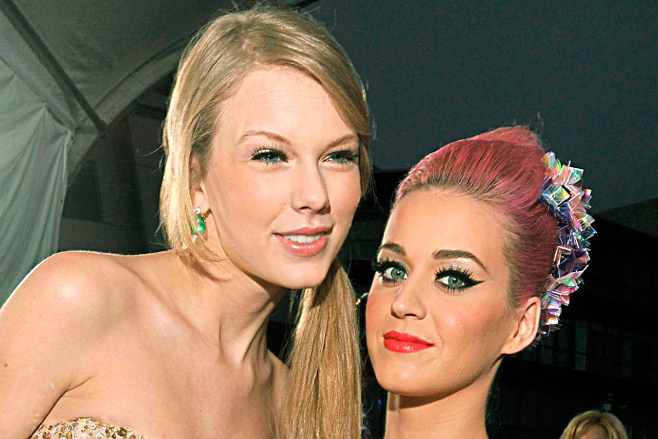 Empoderan Swift, Perry y Gomez a mujeres