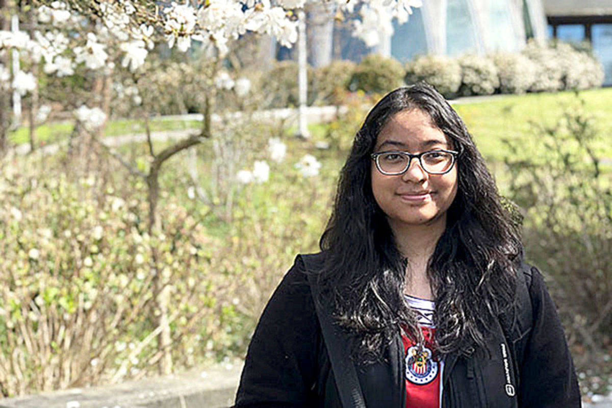 Alumna de Highline mira hacia el futuro en bioingeniería