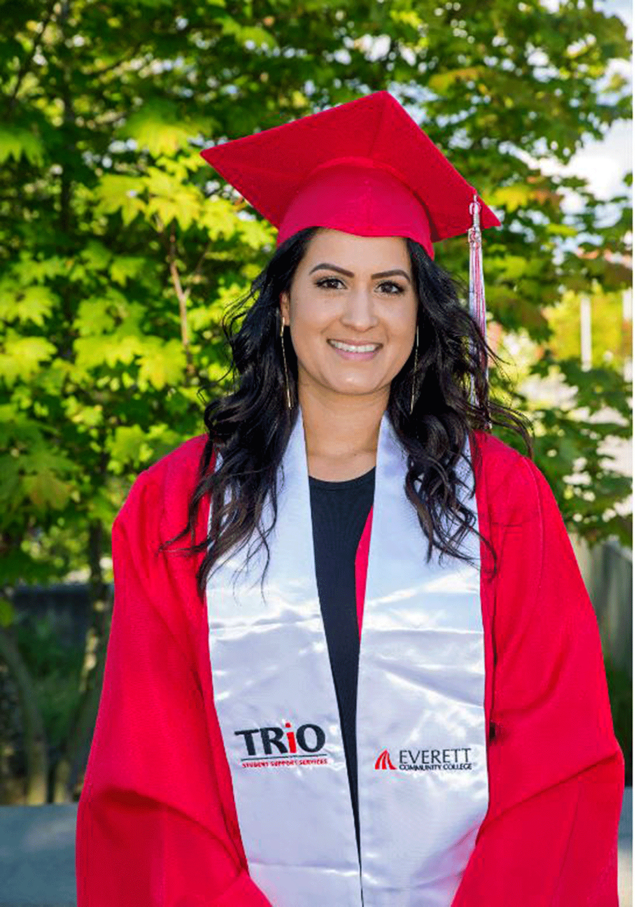 EL PROGRAMA TRiO DE EVERETT COMMUNITY COLLEGE BRINDA AYUDA A ESTUDIANTES DE PRIMERA GENERACION ENTRE OTROS