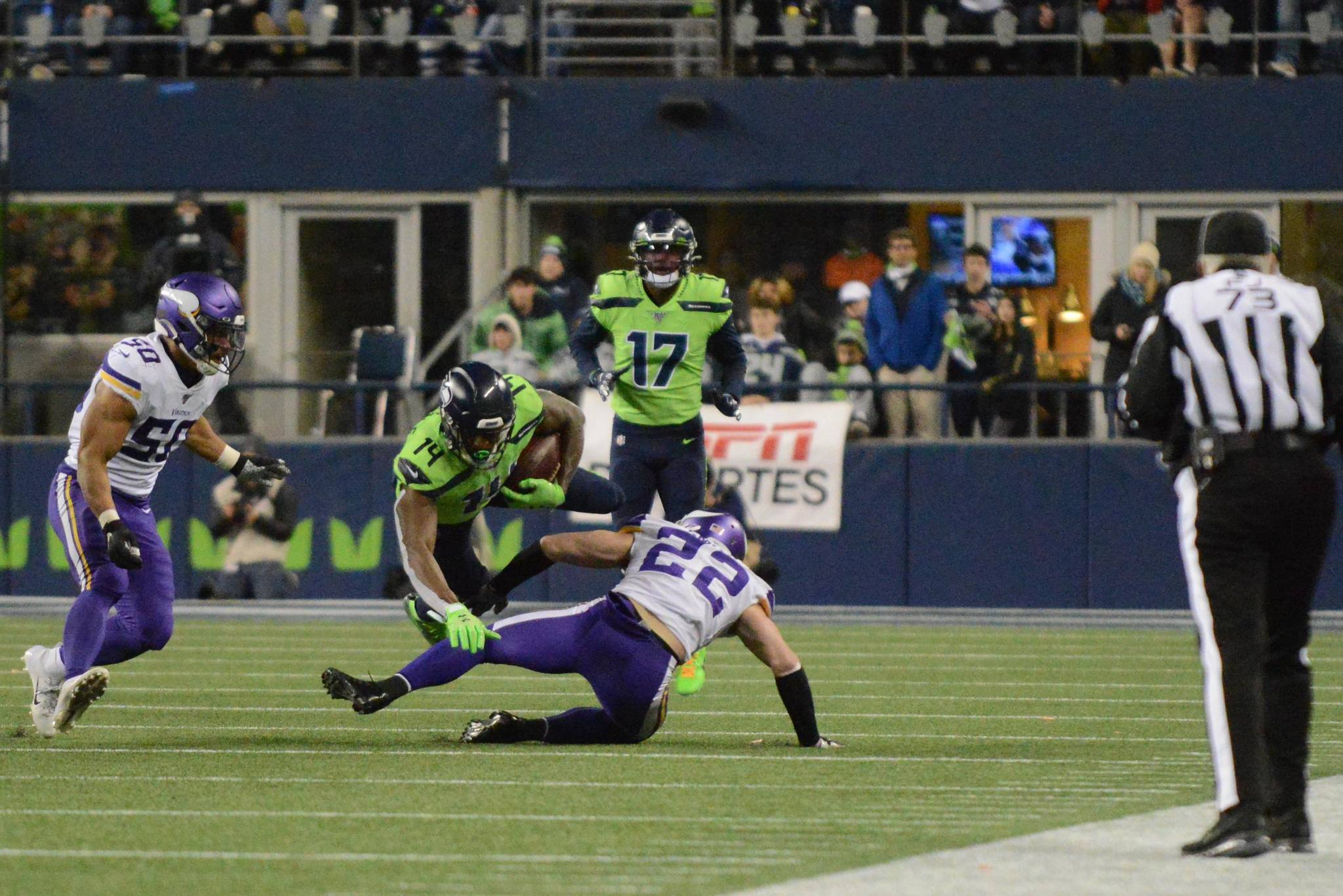 Triunfa Seattle y lidera el Oeste