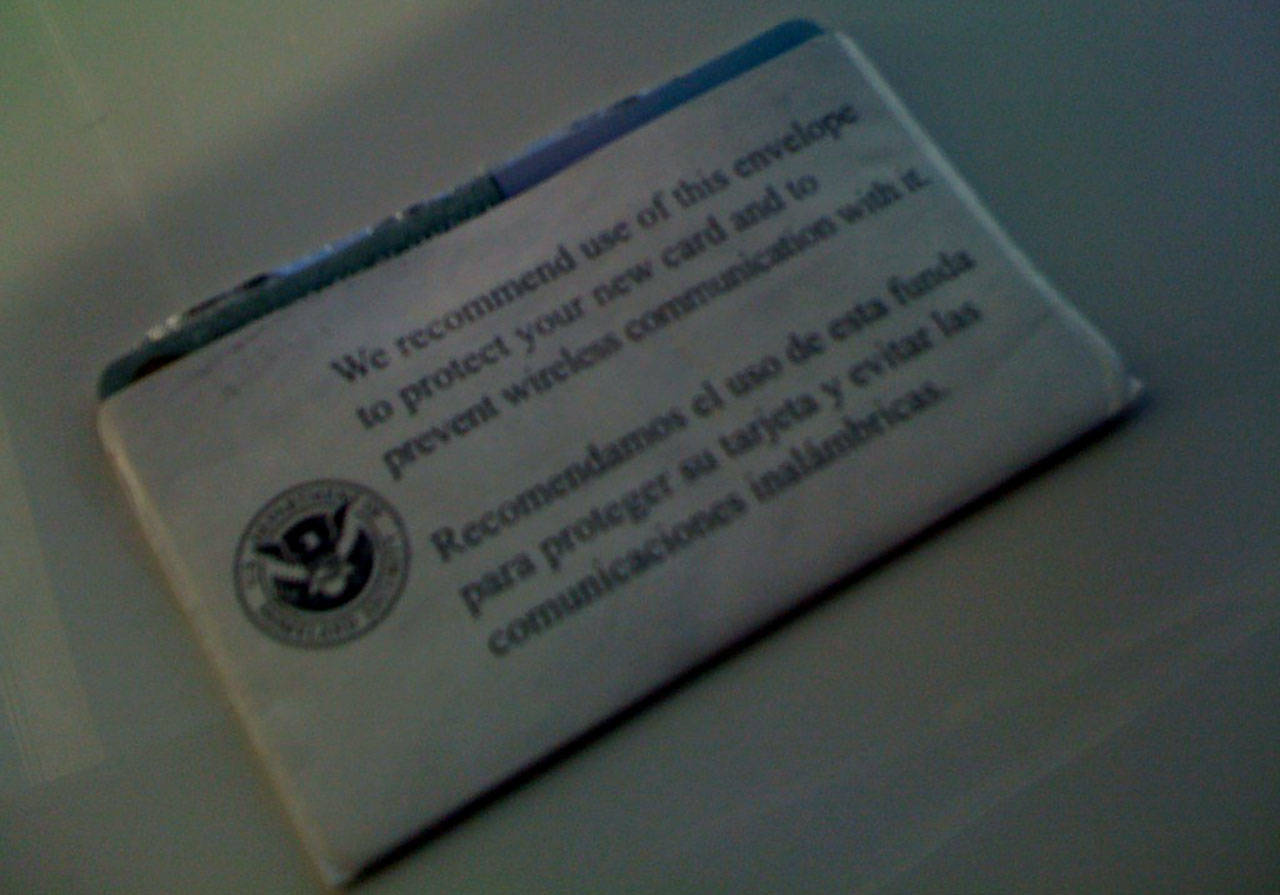 Regla de Carga Pública entre en vigencia a finales de mes, esto es lo que necesita saber